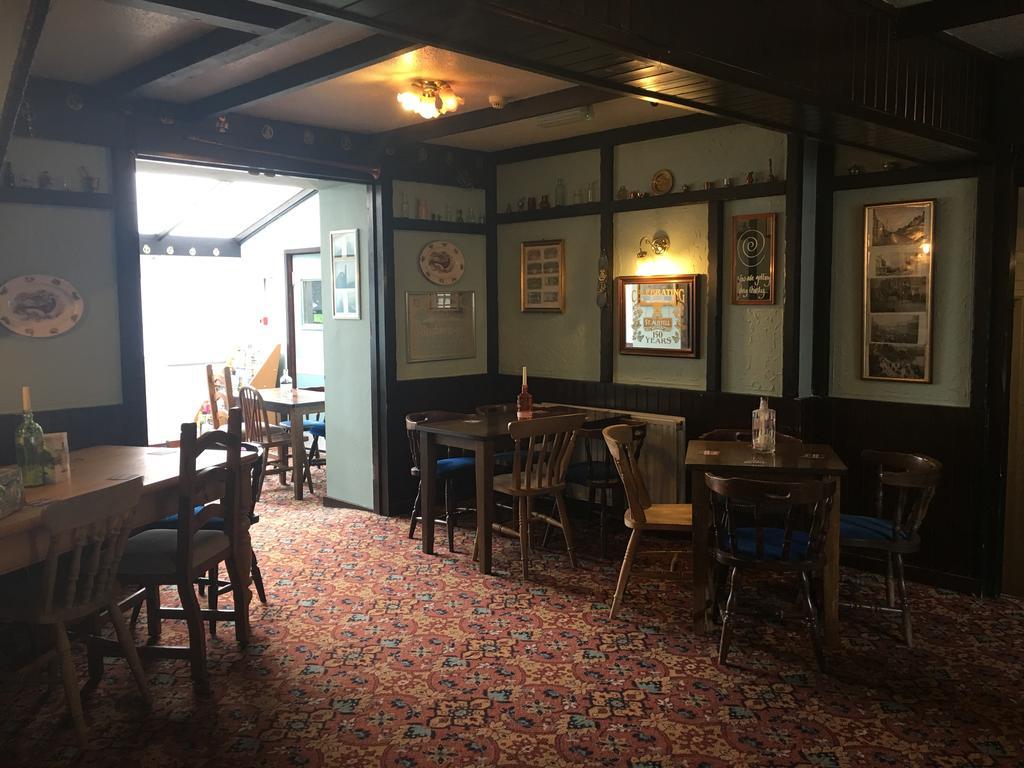 The Bugle Inn Екстер'єр фото