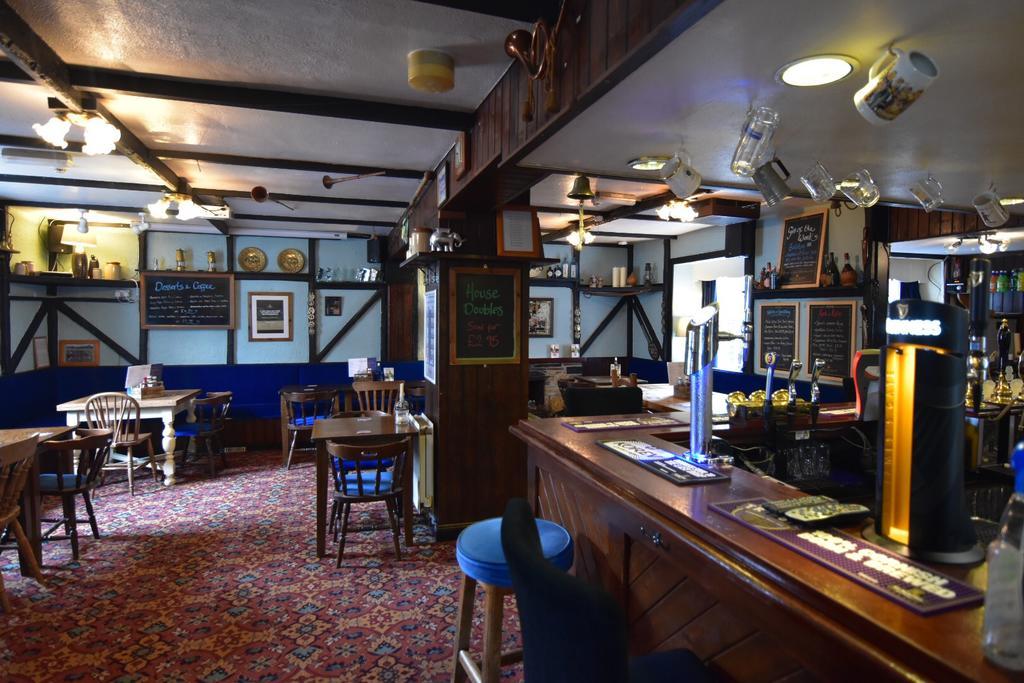 The Bugle Inn Екстер'єр фото