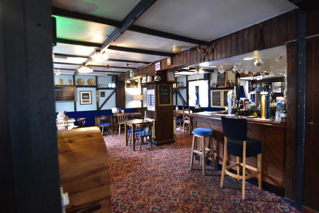 The Bugle Inn Екстер'єр фото
