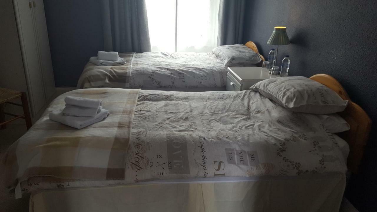 The Bugle Inn Екстер'єр фото